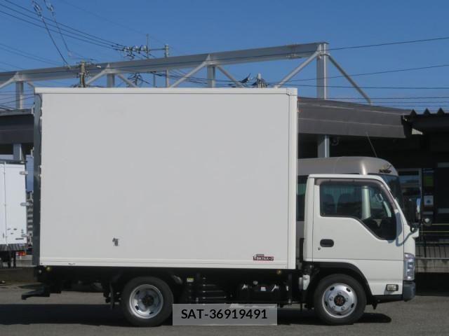 Isuzu ELF TRUCK 2016-10 6791011-3