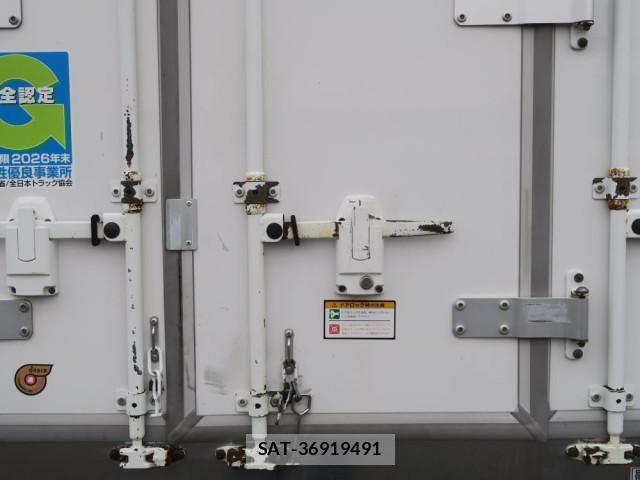 Isuzu ELF TRUCK 2016-10 6791011-5