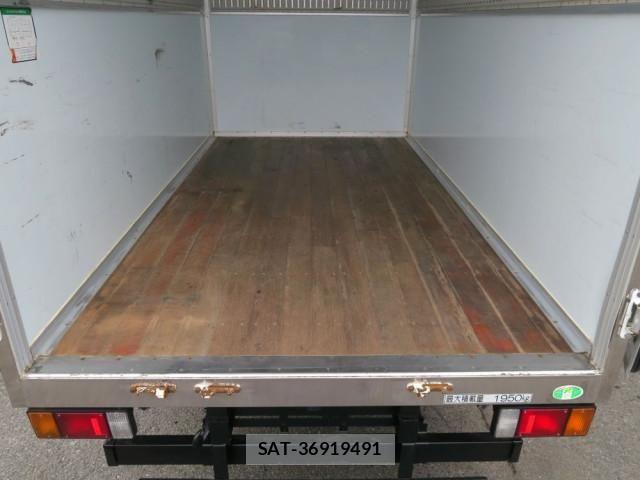 Isuzu ELF TRUCK 2016-10 6791011-8