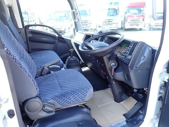 Isuzu ELF TRUCK 2023-08 6805385-13