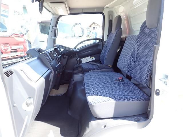 Isuzu ELF TRUCK 2023-08 6805385-15