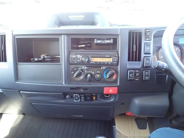 Isuzu ELF TRUCK 2023-08 6805385-18