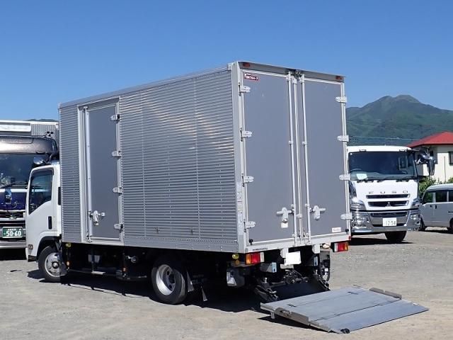 Isuzu ELF TRUCK 2023-08 6805385-3