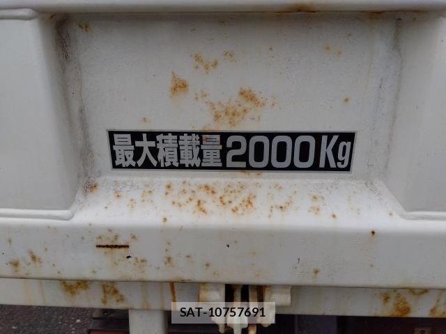 Isuzu ELF TRUCK 2017-12 6814802-2