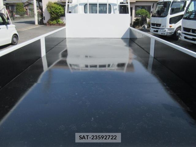 Isuzu ELF TRUCK 2017-09 6814800-5