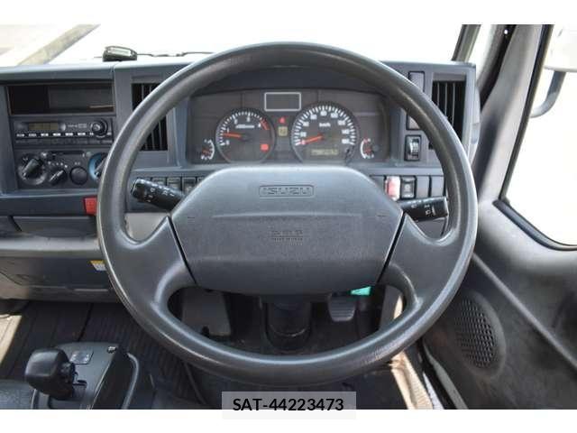 Isuzu ELF TRUCK 2007-03 6814827-1