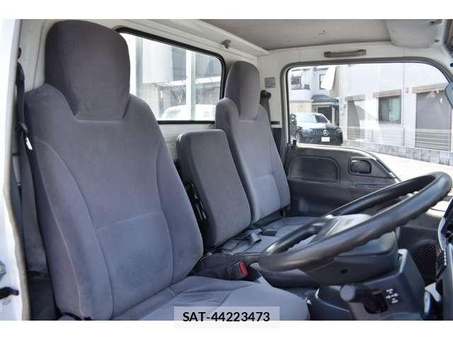 Isuzu ELF TRUCK 2007-03 6814827-21