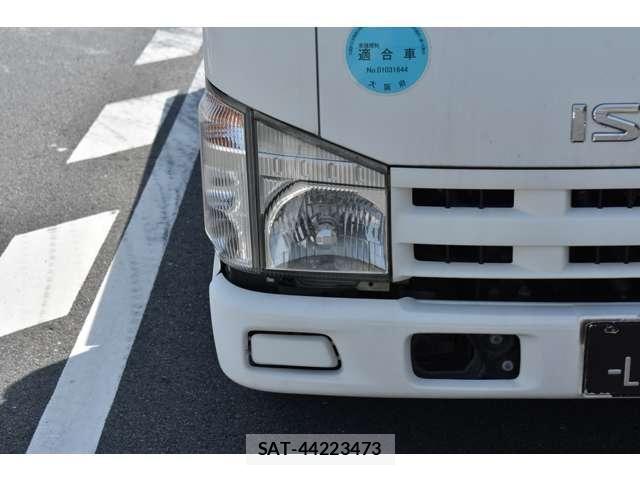 Isuzu ELF TRUCK 2007-03 6814827-29