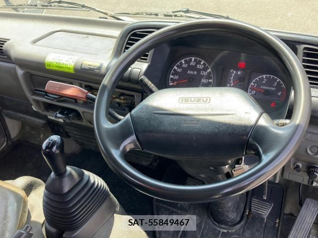 Isuzu ELF TRUCK 2004-04 6814821-20