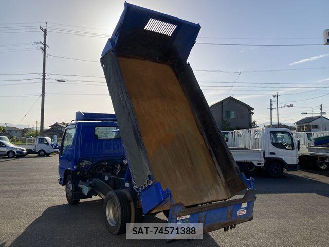 Isuzu ELF TRUCK 2016-06 6814814-10