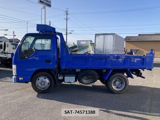 Isuzu ELF TRUCK 2016-06 6814814-2