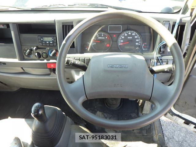 Isuzu ELF TRUCK 2016-07 6814803-8