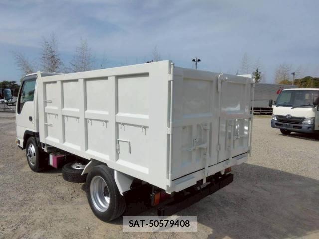 Isuzu ELF TRUCK 2010-11 6814808-4