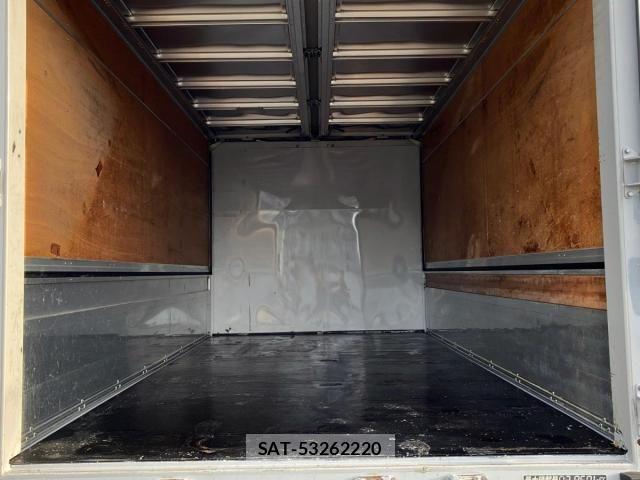 Isuzu ELF TRUCK 2016-02 6814801-9