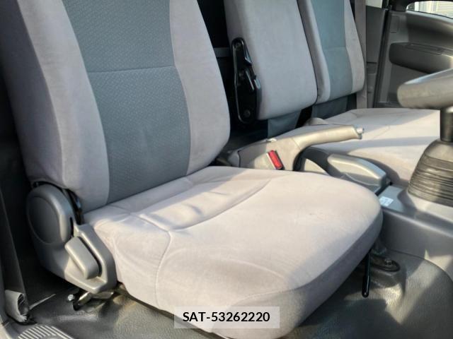 Isuzu ELF TRUCK 2016-02 6814801-17