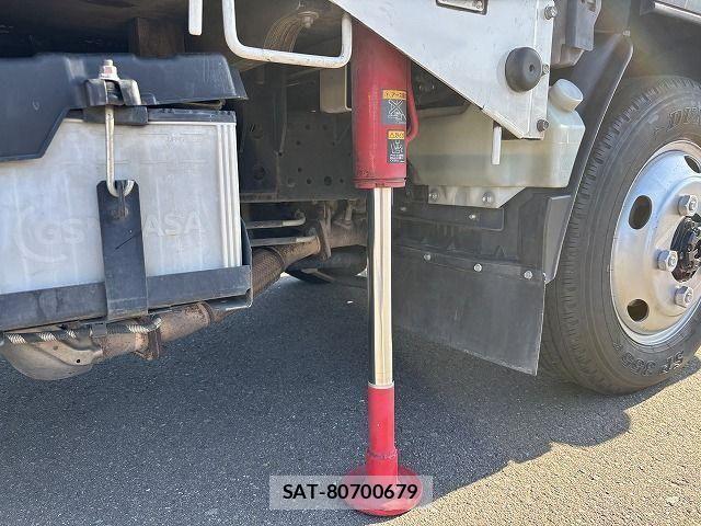Isuzu ELF TRUCK 2021-03 6814813-11