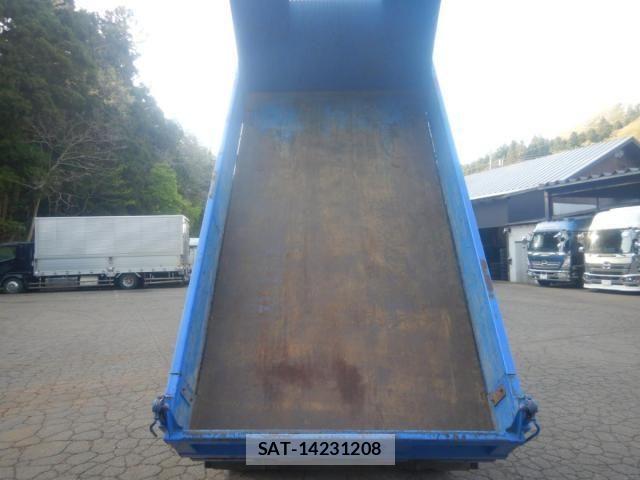 Isuzu ELF TRUCK 2018-07 6814799-24