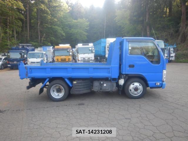 Isuzu ELF TRUCK 2018-07 6814799-7