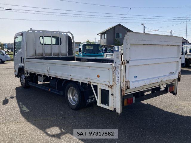 Isuzu ELF TRUCK 2011-11 6814825-3
