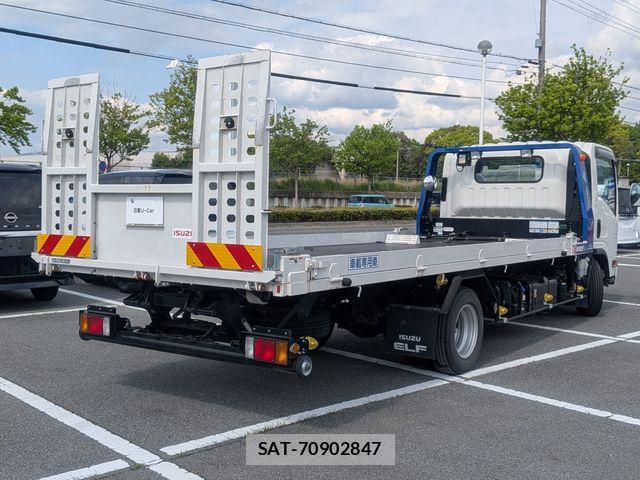 Isuzu ELF TRUCK 2023-06 6814797-1
