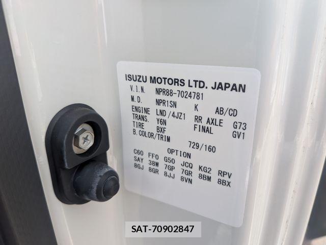 Isuzu ELF TRUCK 2023-06 6814797-8