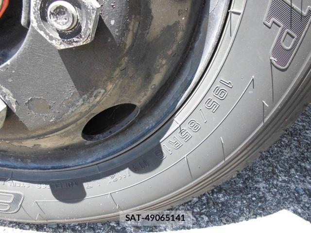 Isuzu ELF TRUCK 1996-11 6814824-3