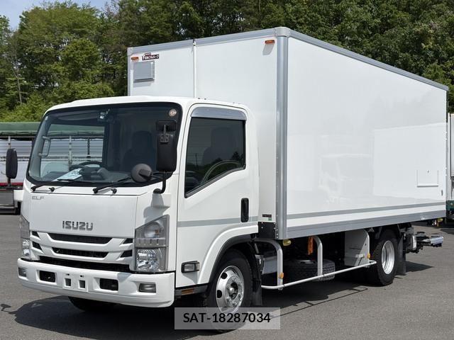 Isuzu ELF TRUCK 2020-03 6814812-0