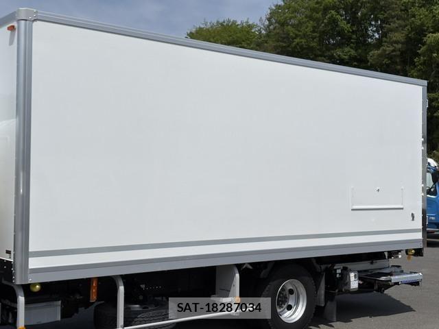 Isuzu ELF TRUCK 2020-03 6814812-9