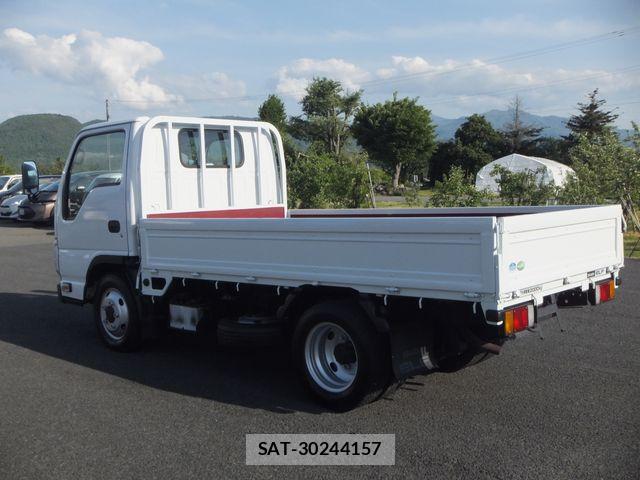 Isuzu ELF TRUCK 2016-04 6814818-10
