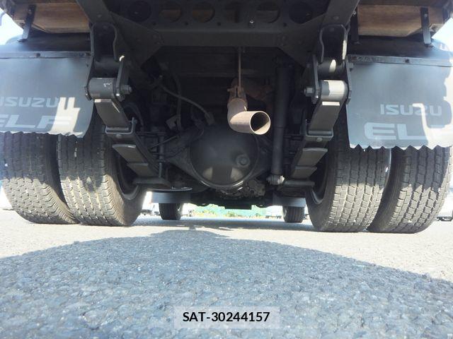 Isuzu ELF TRUCK 2016-04 6814818-25