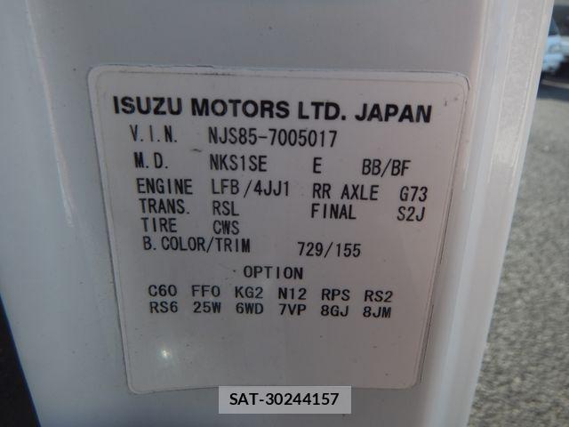 Isuzu ELF TRUCK 2016-04 6814818-29