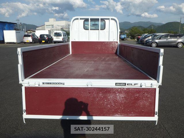Isuzu ELF TRUCK 2016-04 6814818-8