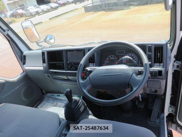 Isuzu ELF TRUCK 2014-03 6904711-8