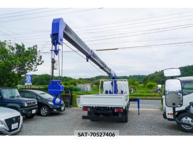 Isuzu ELF TRUCK 2013-06 6904655-12