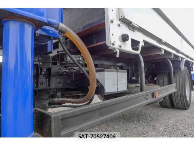 Isuzu ELF TRUCK 2013-06 6904655-26