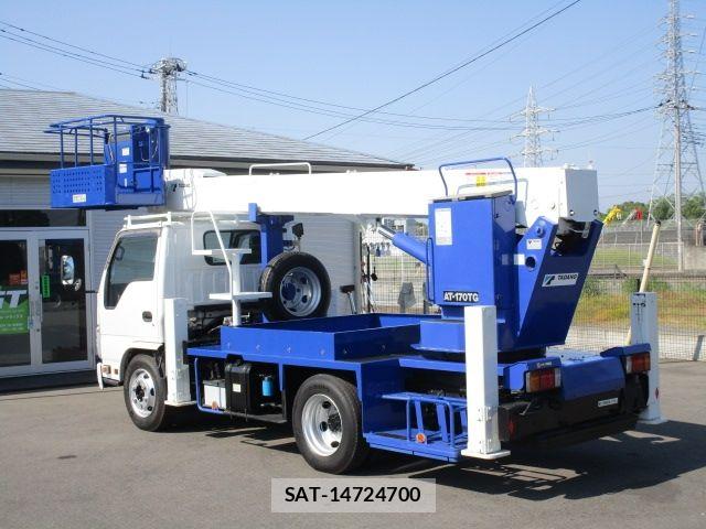 Isuzu ELF TRUCK 2014-03 6904638-2