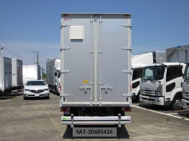 Isuzu ELF TRUCK 2018-11 6904643-5