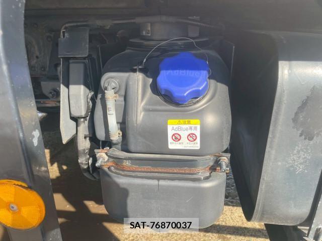 Isuzu ELF TRUCK 2020-02 6904644-19