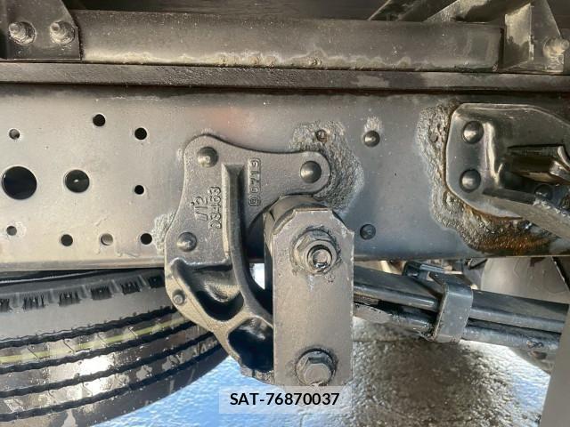 Isuzu ELF TRUCK 2020-02 6904644-22