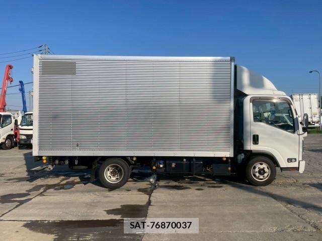 Isuzu ELF TRUCK 2020-02 6904644-3