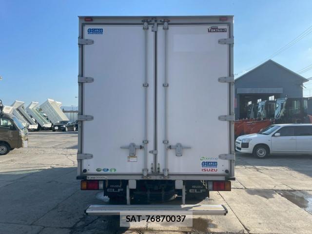 Isuzu ELF TRUCK 2020-02 6904644-6