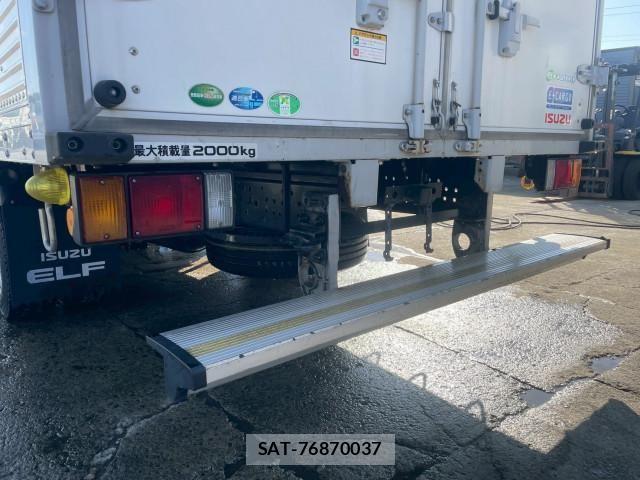 Isuzu ELF TRUCK 2020-02 6904644-8