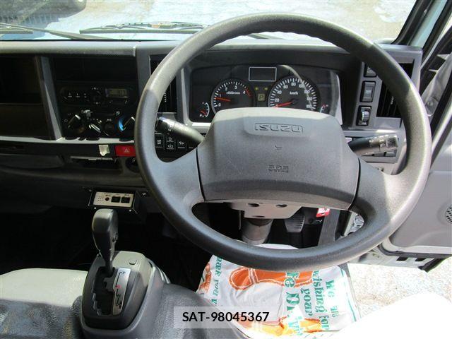Isuzu ELF TRUCK 2015-12 6904709-9