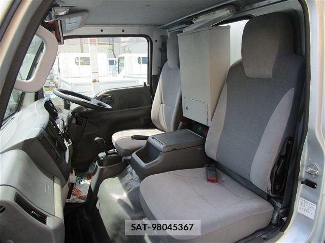 Isuzu ELF TRUCK 2015-12 6904709-14