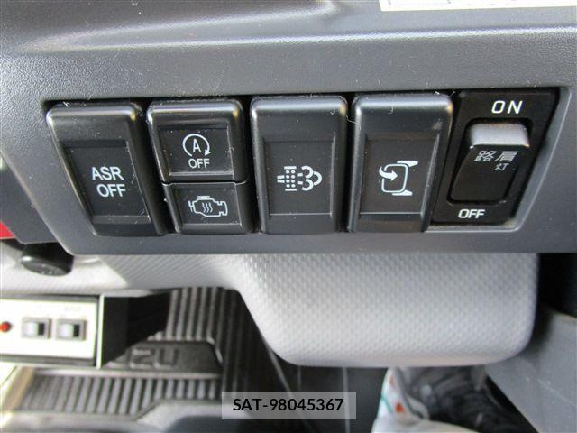 Isuzu ELF TRUCK 2015-12 6904709-25