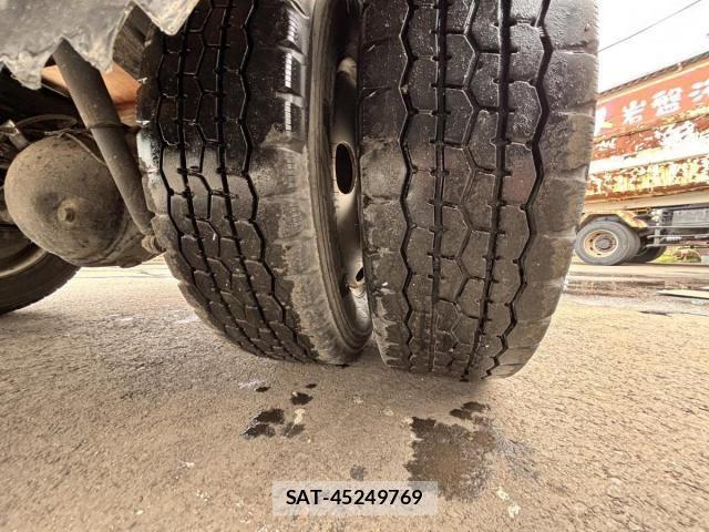 Isuzu ELF TRUCK 2013-10 6904700-19