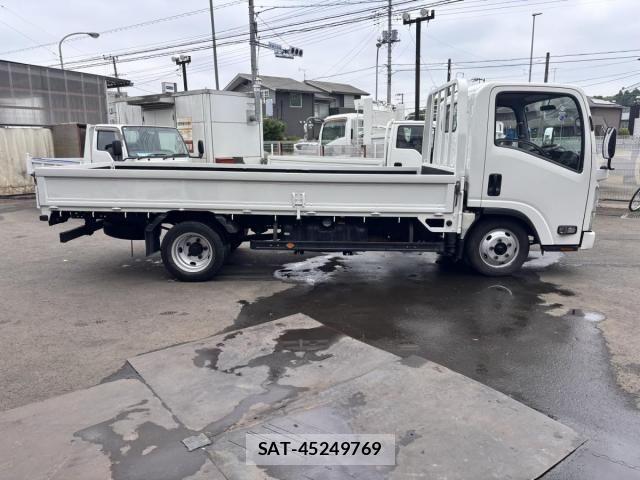 Isuzu ELF TRUCK 2013-10 6904700-3