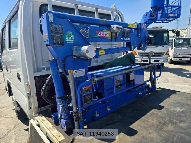 Isuzu ELF TRUCK 2016-11 6904682-11