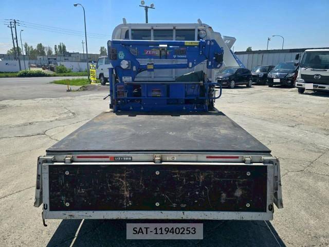 Isuzu ELF TRUCK 2016-11 6904682-13