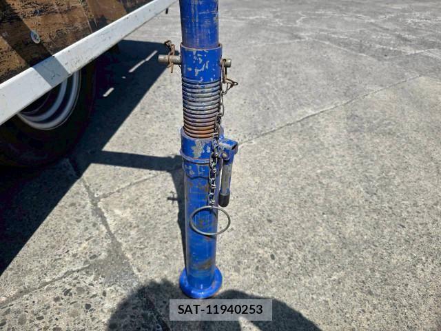 Isuzu ELF TRUCK 2016-11 6904682-22